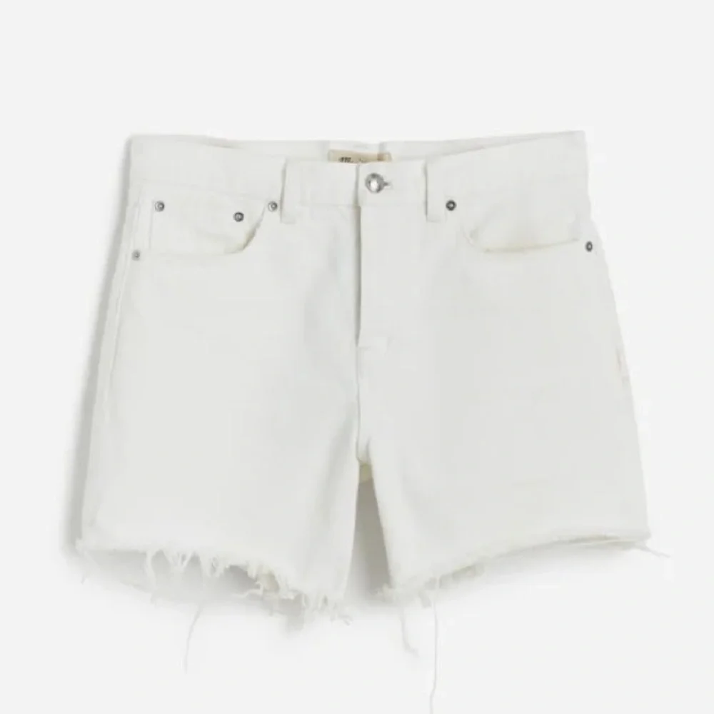 Madewell The Brynn Long Shorts mid rise raw hem white jeans denim plus size